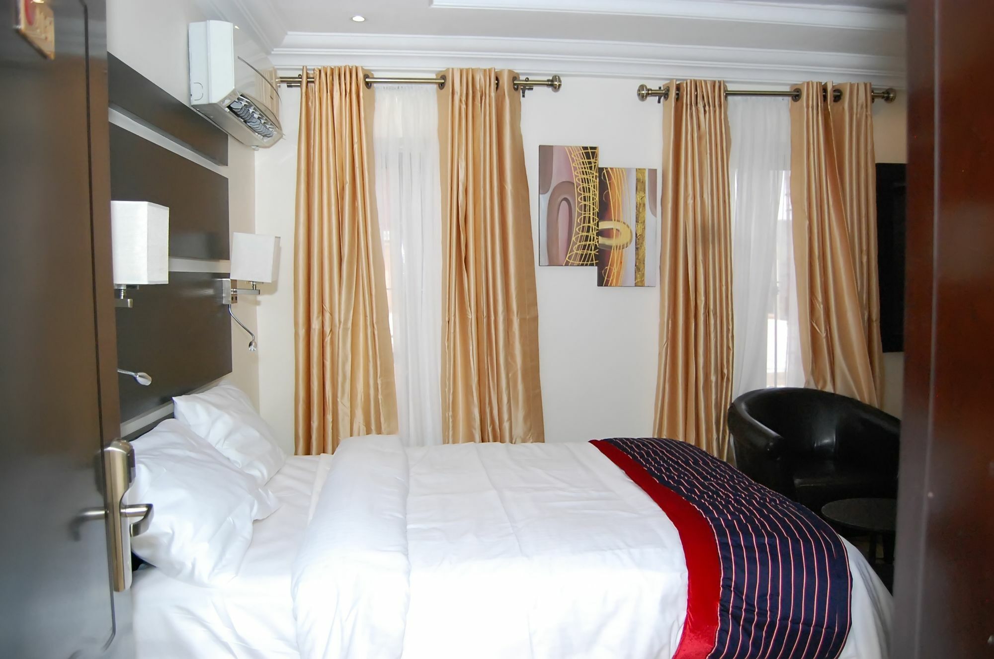 The Montrose Hotel Лекки Экстерьер фото