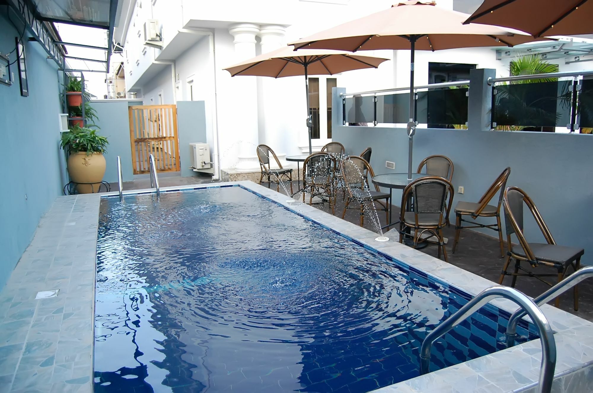 The Montrose Hotel Лекки Экстерьер фото
